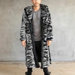 SpiritHoods LLC Tiger Classic Faux Fur Style Robe | Men's