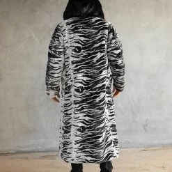 SpiritHoods LLC Tiger Classic Faux Fur Style Robe | Men's