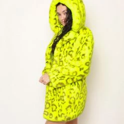 SpiritHoods LLC COLORFUL PARTY ANIMALS Neon Yellow Leopard Luxe Classic Faux Fur Coat | Women's 8 SpiritHoods LLC COLORFUL PARTY ANIMALS Neon Yellow Leopard Luxe Classic Faux Fur Coat | Women's