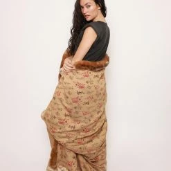 SpiritHoods LLC PREMIUM DESIGNS African Golden Cat Luxe Faux Fur Throw