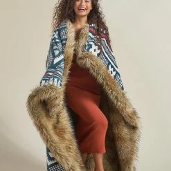 SpiritHoods LLC Golden Jackal Collector Edition Faux Fur Throw