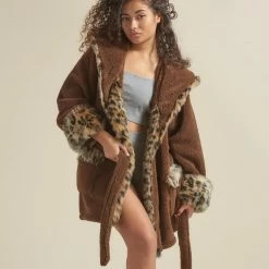 SpiritHoods LLC Leopard Classic Short Faux Fur Robe | Women's NEW