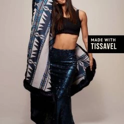 SpiritHoods LLC Indigo Fox Luxe Faux Fur Throw