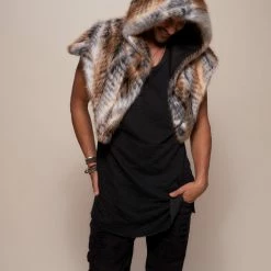 SpiritHoods LLC Red Tail Hawk Faux Fur Shawl | Men's DAY TIME STYLE