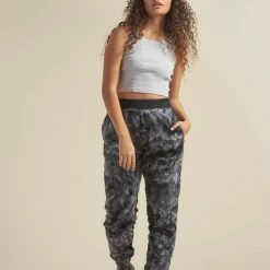 SpiritHoods LLC NEW Shark ULTRA SOFT Faux Fur Sweatpants | Women's 16 SpiritHoods LLC NEW Shark ULTRA SOFT Faux Fur Sweatpants | Women's