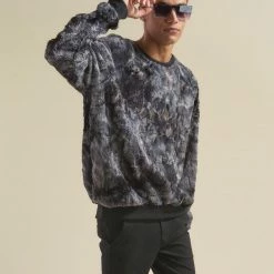 SpiritHoods LLC Shark ULTRA SOFT Faux Fur Sweater | Men's