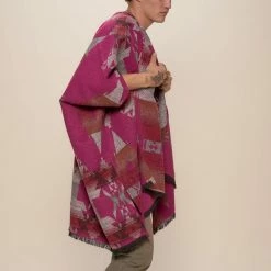 SpiritHoods LLC Grey Fox Fabric Poncho | Men's